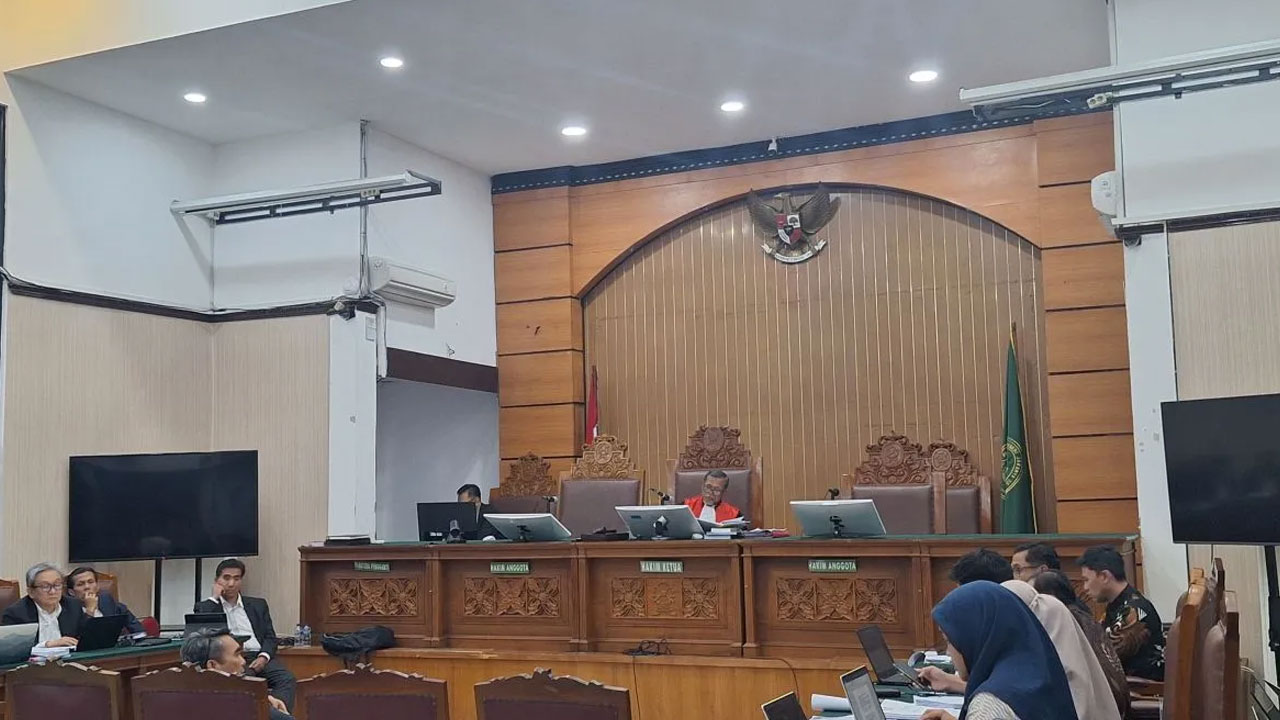 Rekaman Telepon dan Perintah Merendam Handphone
